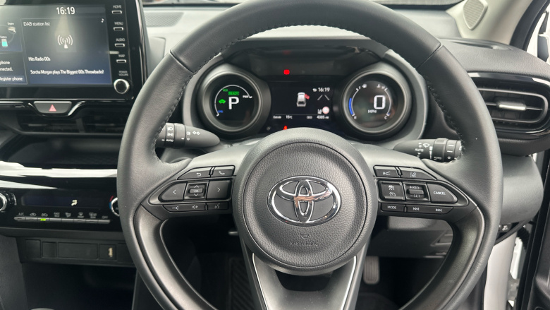 Toyota Yaris Cross 1.5 Hybrid Icon 5dr CVT Hybrid Estate